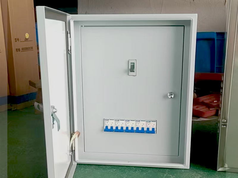 定制BG13三相四線低壓成套配電箱室內(nèi)控制箱正泰空開5回路 400x500x200